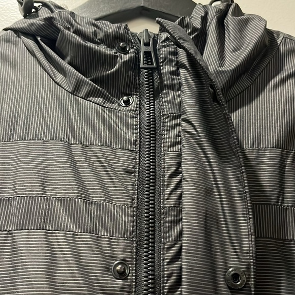 Calvin Klein Windbreaker rain jacket - Picture 4 of 7